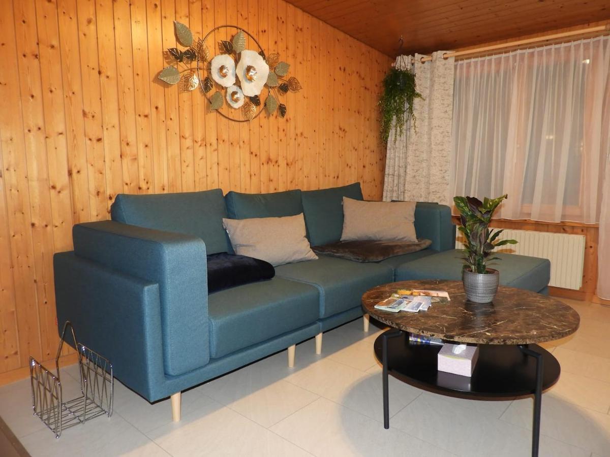 Schoene Ferienwohnung Mit Seeblick Thun Exterior photo