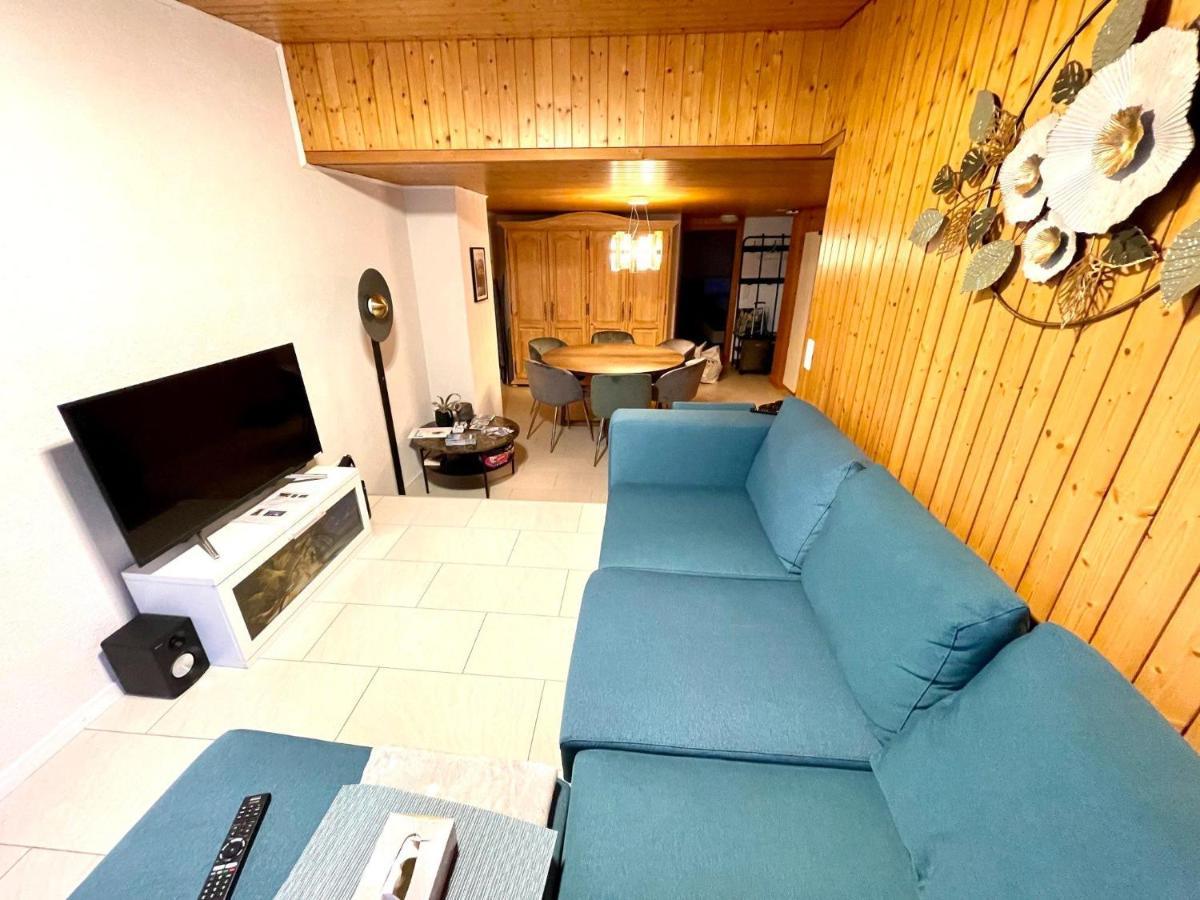 Schoene Ferienwohnung Mit Seeblick Thun Exterior photo